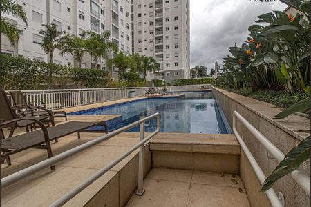 Apartamento à venda com 64m², 3 quartos e 1 vagapiscina_2