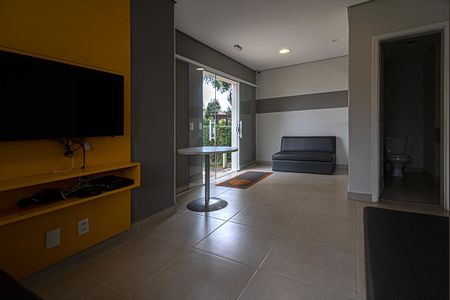 Apartamento à venda com 64m², 3 quartos e 1 vagasala de vídeo_3