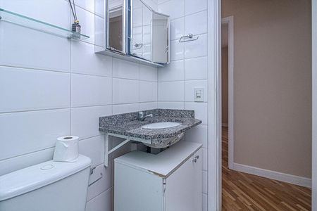 Apartamento à venda com 64m², 3 quartos e 1 vagabanheiro social_3