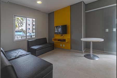 Apartamento à venda com 64m², 3 quartos e 1 vagasala de vídeo_4