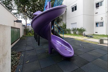 Apartamento à venda com 64m², 3 quartos e 1 vagaplay ground_2