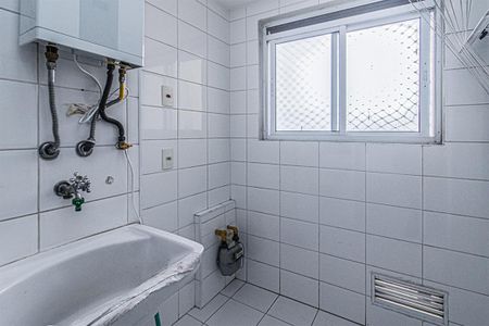 Apartamento à venda com 64m², 3 quartos e 1 vagaárea de serviço_1