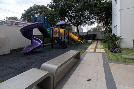 Apartamento à venda com 64m², 3 quartos e 1 vagaplay ground_1