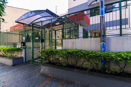 Apartamento para alugar com 48m², 2 quartos e 1 vagaFachada