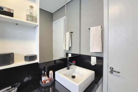 Apartamento à venda com 78m², 3 quartos e 2 vagas Apartamento à venda com 78m², 3 quartos e 2 vagasBanheiro da Suíte