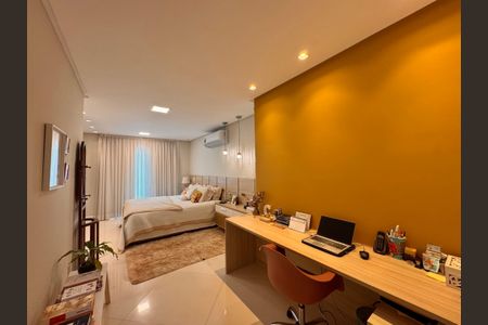 Casa de condomínio à venda com 340m², 4 quartos e 3 vagasSuíte 3 (Master)