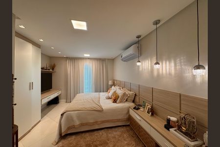 Casa de condomínio à venda com 340m², 4 quartos e 3 vagasSuíte 3 (Master)