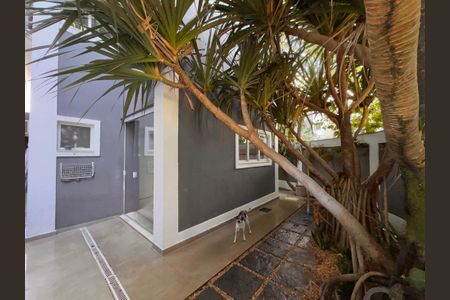 Casa de condomínio à venda com 340m², 4 quartos e 3 vagasÁrea externa