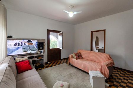 Casa para alugar com 400m², 3 quartos e 3 vagas Casa para alugar com 400m², 3 quartos e 3 vagasSala
