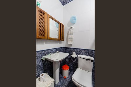 Casa para alugar com 400m², 3 quartos e 3 vagas Casa para alugar com 400m², 3 quartos e 3 vagasBanheiro Social 1