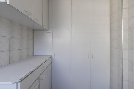 Apartamento à venda com 97m², 2 quartos e 1 vagaCozinha e Área de Serviço