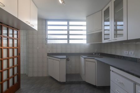 Apartamento à venda com 97m², 2 quartos e 1 vagaCozinha e Área de Serviço