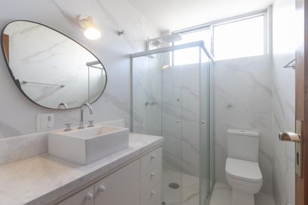 Apartamento à venda com 97m², 2 quartos e 1 vagaBanheiro Corredor