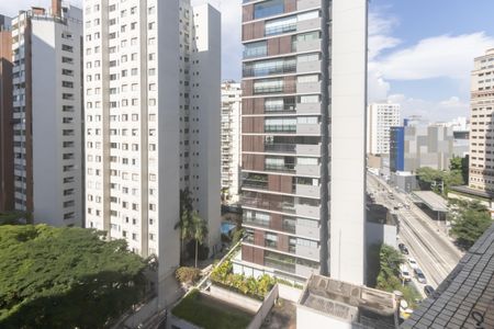 Sala de apartamento à venda com 2 quartos, 97m² em Vila Nova Conceição, São Paulo