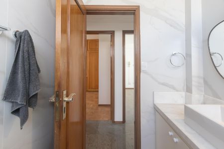 Apartamento à venda com 97m², 2 quartos e 1 vagaBanheiro Corredor