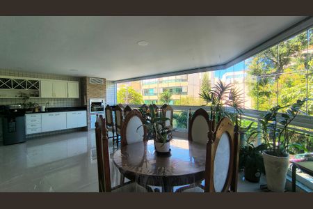 Apartamento à venda com 194m², 5 quartos e 3 vagas