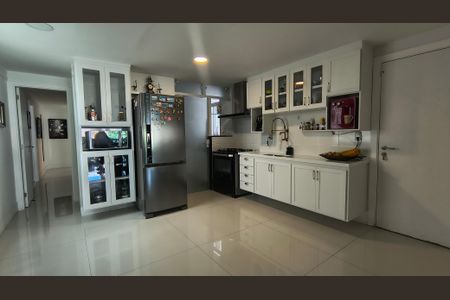 Apartamento à venda com 194m², 5 quartos e 3 vagas