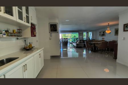 Apartamento à venda com 194m², 5 quartos e 3 vagas