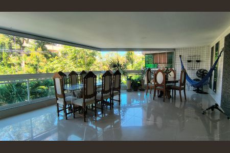Apartamento à venda com 194m², 5 quartos e 3 vagas