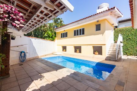 Casa à venda com 446m², 4 quartos e 3 vagas Casa à venda com 446m², 4 quartos e 3 vagasÁrea Gourmet