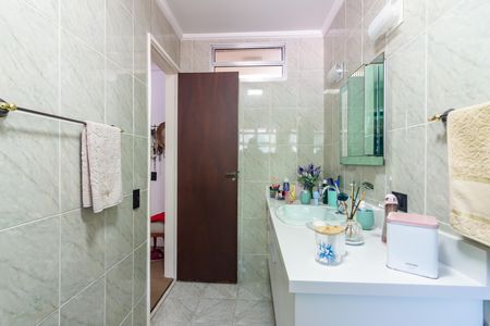 Casa à venda com 446m², 4 quartos e 3 vagas Casa à venda com 446m², 4 quartos e 3 vagasBanheiro 2
