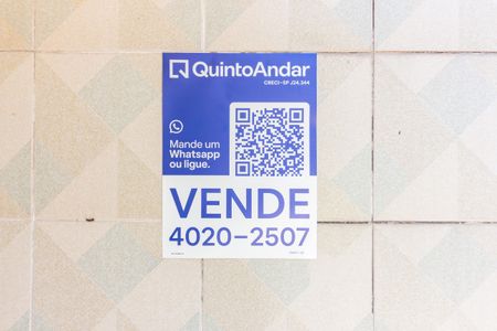 Casa à venda com 446m², 4 quartos e 3 vagas Casa à venda com 446m², 4 quartos e 3 vagasPlaca