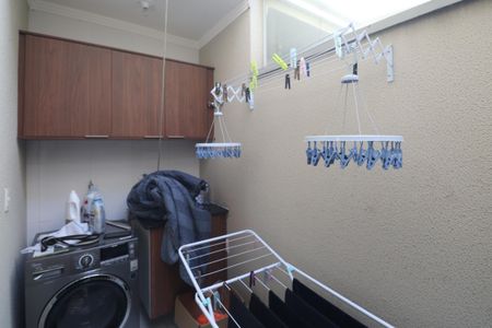 Casa para alugar com 65m², 2 quartos e 1 vagaÁrea de Serviço