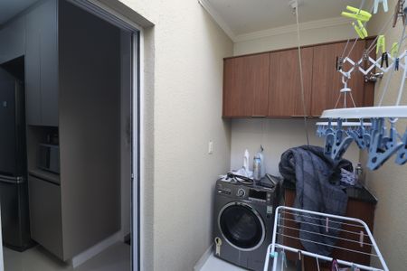 Casa para alugar com 65m², 2 quartos e 1 vagaÁrea de Serviço