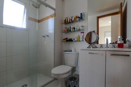 Apartamento para alugar com 70m², 2 quartos e 2 vagasBanheiro - Quarto 1 - Suíte