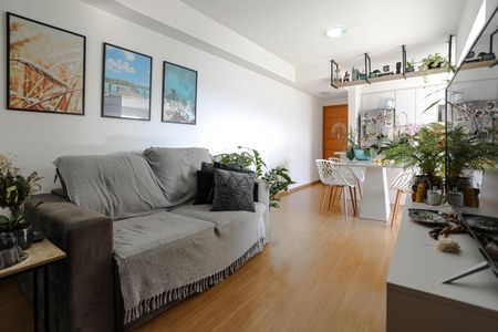 Apartamento para alugar com 70m², 2 quartos e 2 vagasSala