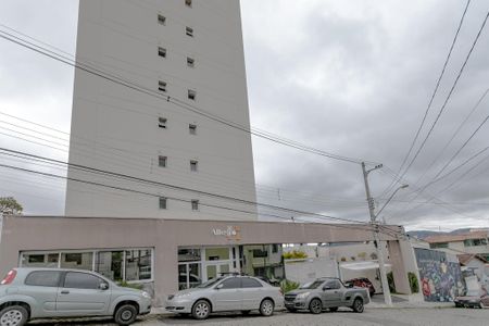 Apartamento para alugar com 70m², 2 quartos e 2 vagasFachada