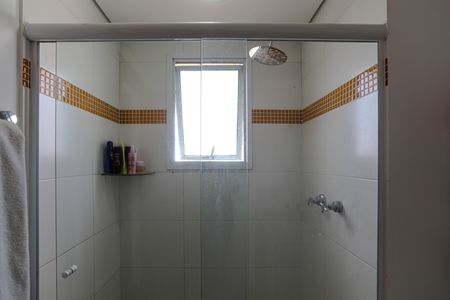 Apartamento para alugar com 70m², 2 quartos e 2 vagasBanheiro - Quarto 1 - Suíte