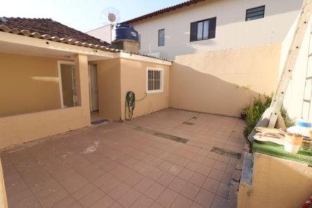 Casa para alugar com 180m², 2 quartos e 1 vagaÁrea de Serviço