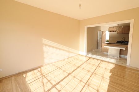 Casa para alugar com 180m², 2 quartos e 1 vagaSala