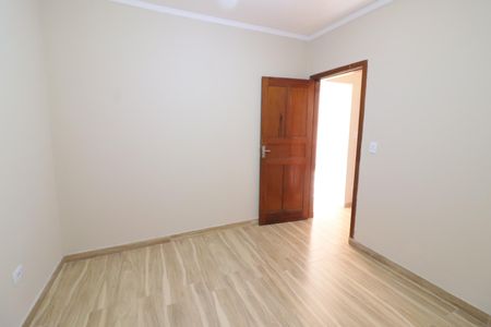 Casa para alugar com 180m², 2 quartos e 1 vagaQuarto 2