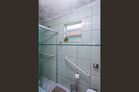 Casa à venda com 161m², 4 quartos e 2 vagasBanheiro