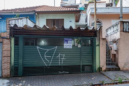 Casa à venda com 161m², 4 quartos e 2 vagasFachada