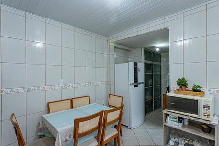 Casa à venda com 161m², 4 quartos e 2 vagasCozinha