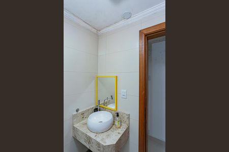 Casa à venda com 161m², 4 quartos e 2 vagasBanheiro - casa 2