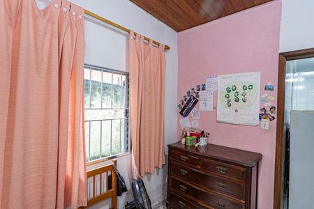 Casa à venda com 161m², 4 quartos e 2 vagasSuite