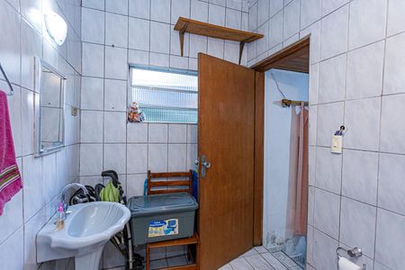 Casa à venda com 161m², 4 quartos e 2 vagasBanheiro suite