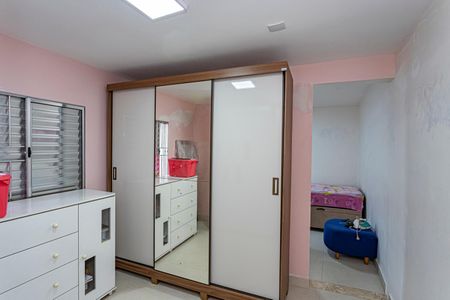 Casa à venda com 161m², 4 quartos e 2 vagasQuarto 2 - casa 2