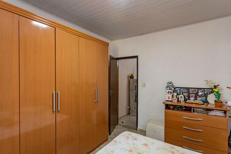 Casa à venda com 161m², 4 quartos e 2 vagasQuarto