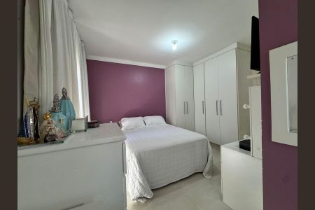 Casa à venda com 185m², 3 quartos e 4 vagasQuarto