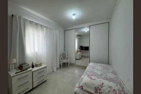 Casa à venda com 185m², 3 quartos e 4 vagasQuarto