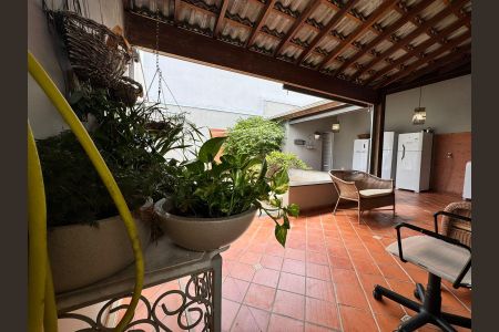 Casa à venda com 185m², 3 quartos e 4 vagasÁrea externa