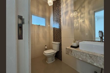 Casa à venda com 185m², 3 quartos e 4 vagasBanheiro