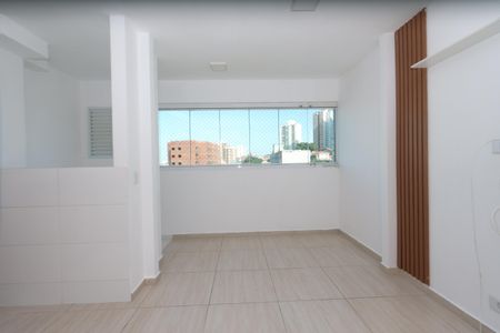 Apartamento para alugar com 39m², 1 quarto e 1 vagaSala