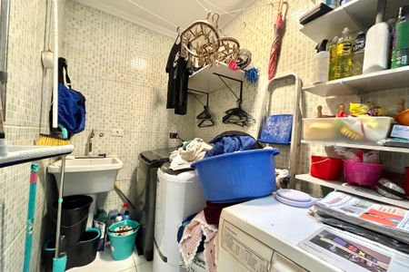Casa à venda com 150m², 3 quartos e 2 vagasÁrea de Serviço