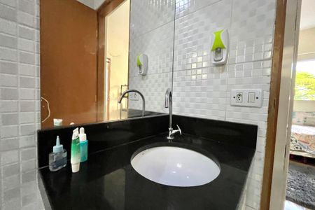 Casa à venda com 150m², 3 quartos e 2 vagasBanheiro da Suíte 3
